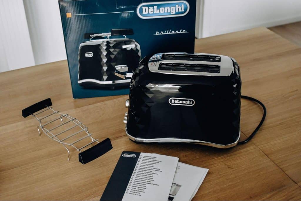 Toster De’Longhi Brillante - akcesoria i instrukcja obsługi