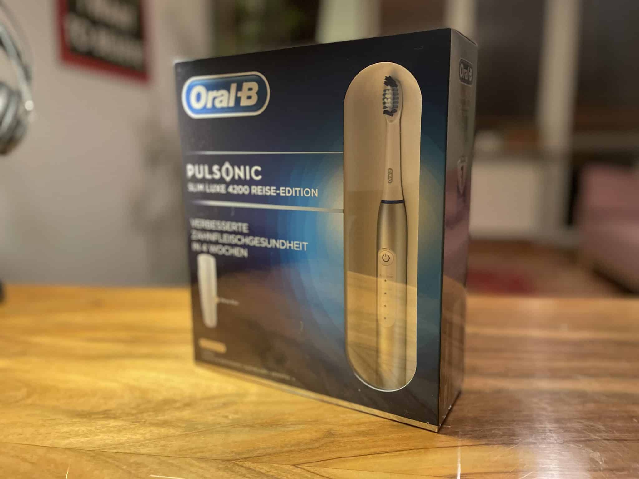 Pudełko ze szczoteczką Orał-B Pulsonic Slim Luxe 4200