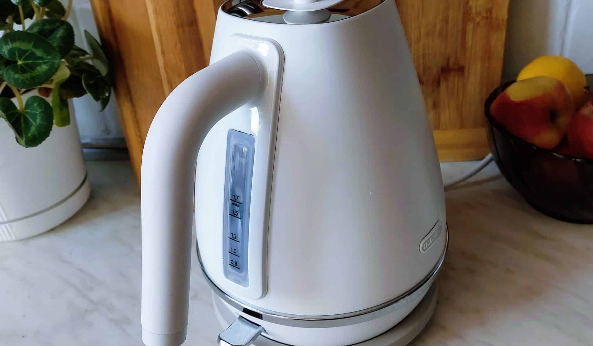 Czajnik elektryczny De’Longhi