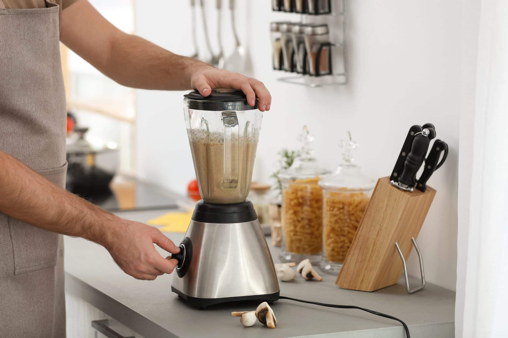 blender z kielichem z tworzywa