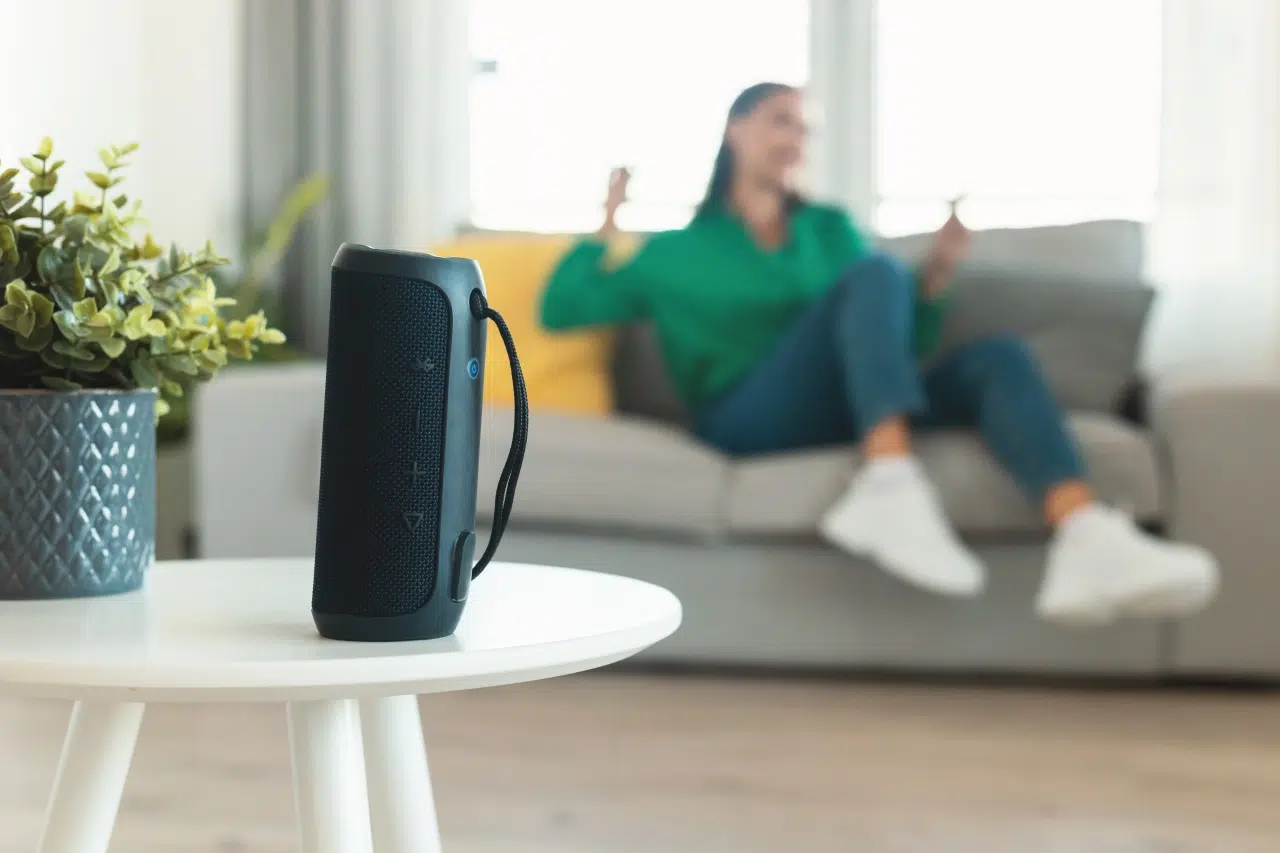 głośnik Bluetooth - praktyczny pomysł na prezent na parapetówkę