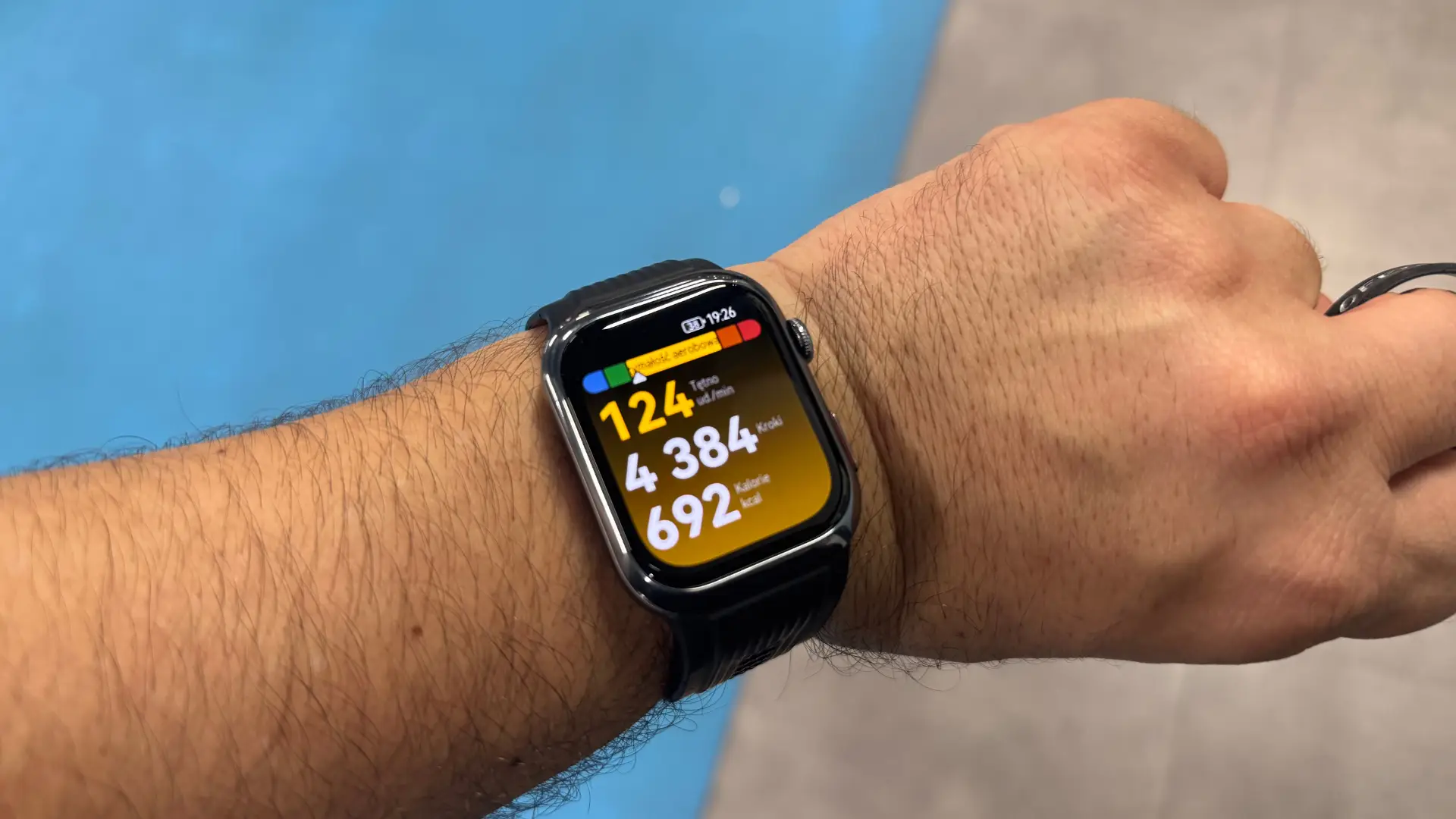 Huawei Watch D2 to smartwatch z pomiarem EKG i ciśnienia krwi
