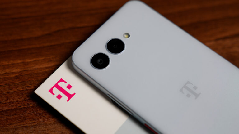 T Phone 3 5G dostępny do do kupienia w sieci T-Mobile.